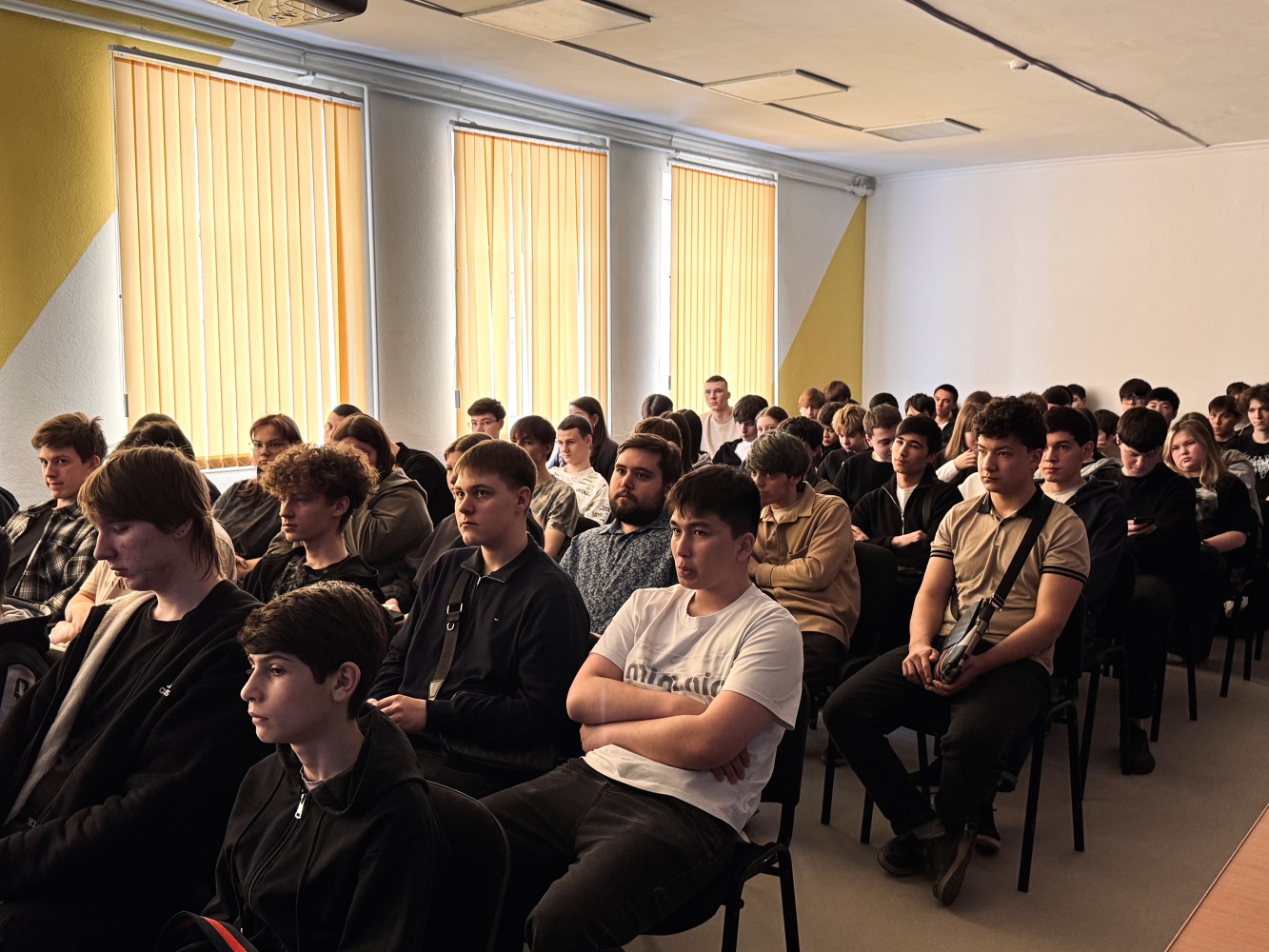 В Лянторе состоялась первая встреча в рамках федеральной программы «Проводники смыслов. Новый маршрут»