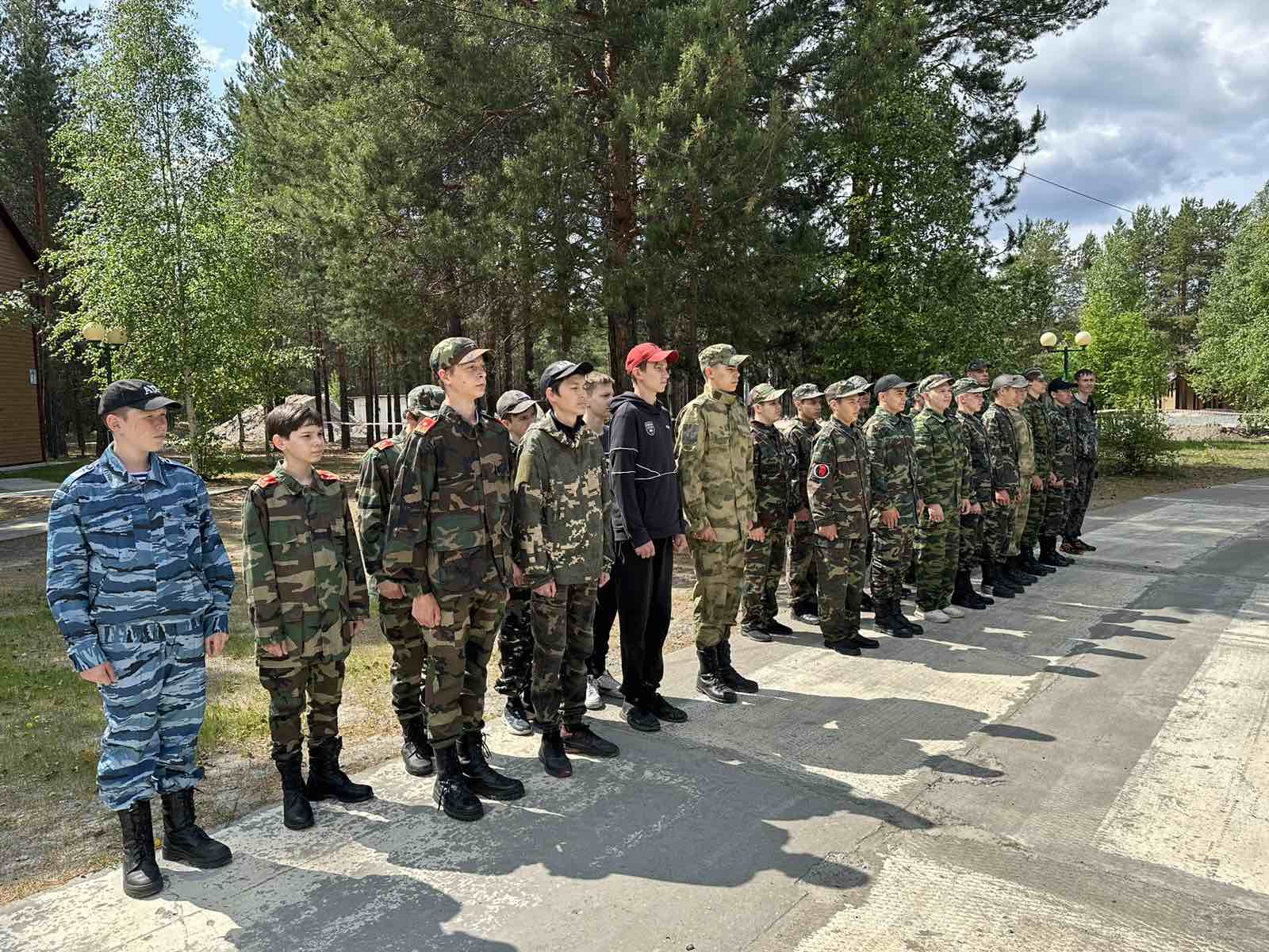 В Сургутском районе стартовали молодёжно-патриотические сборы 